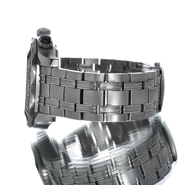 Omega Seamaster Diver 300m 210.30.44.51.01.001 Image 2